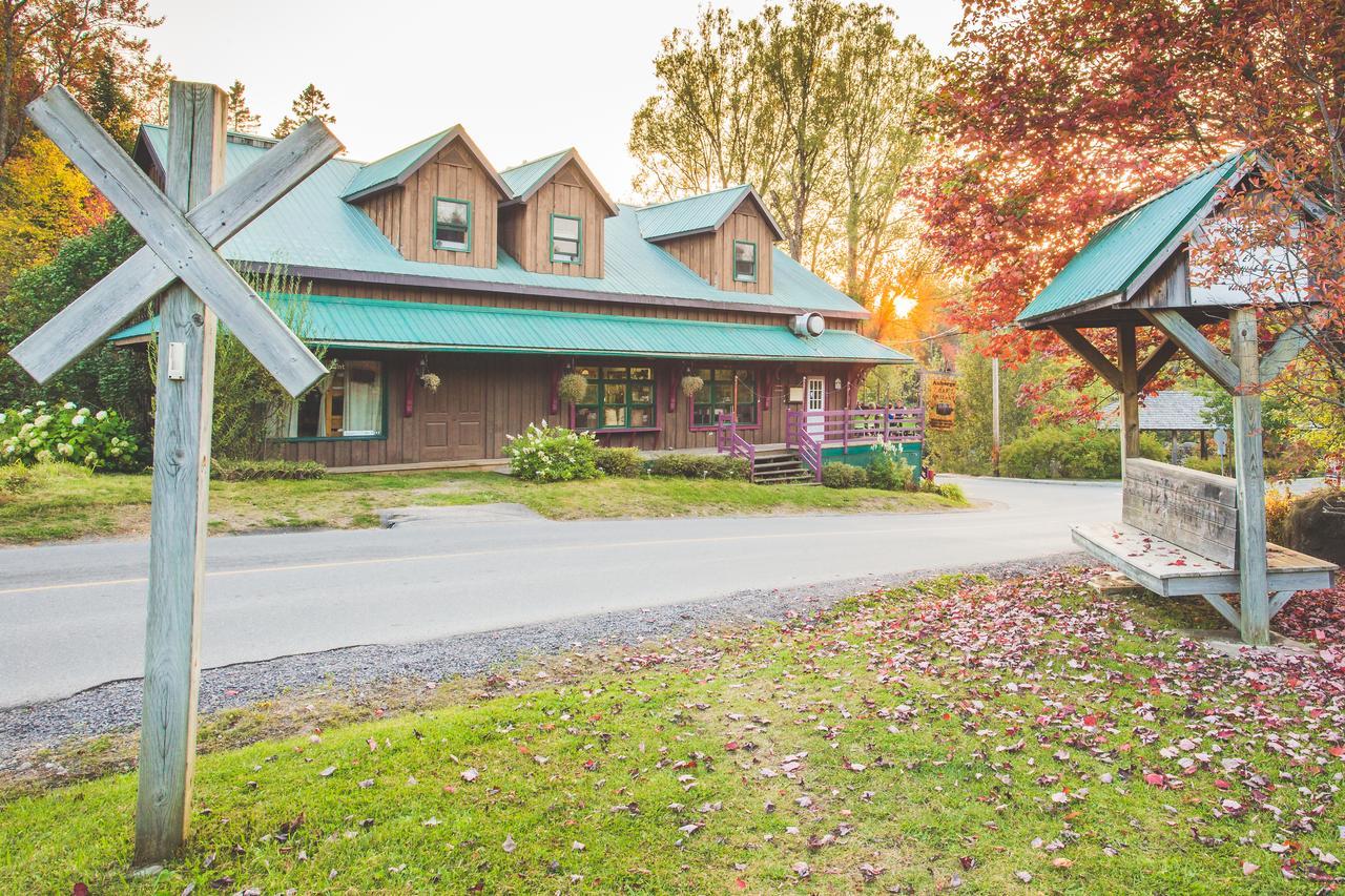 Auberge Micro-Brasserie Le Baril Roulant Val-David Kültér fotó